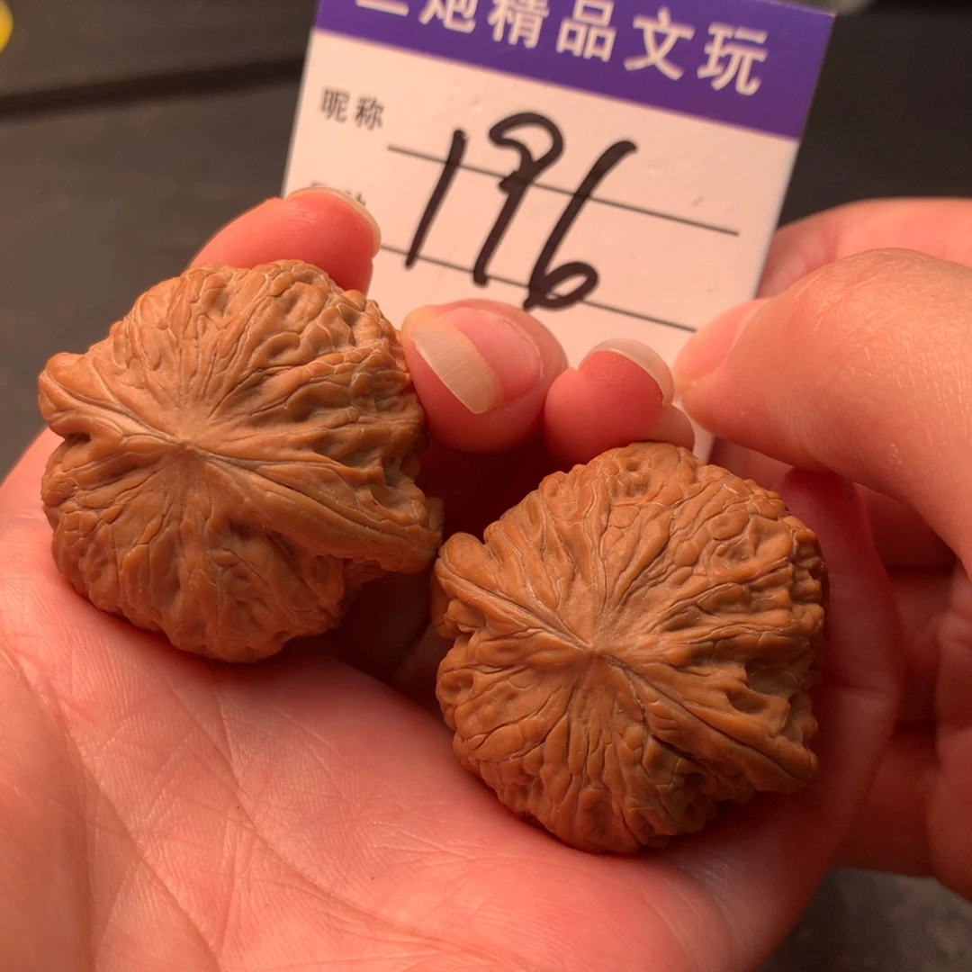 文玩核桃吊坠铁锤