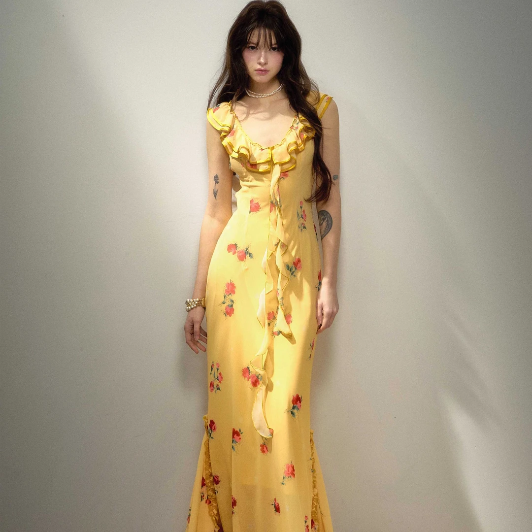 2025新款 黄昏玫瑰花边吊带碎花连衣裙鱼尾长裙法式设计感度假裙