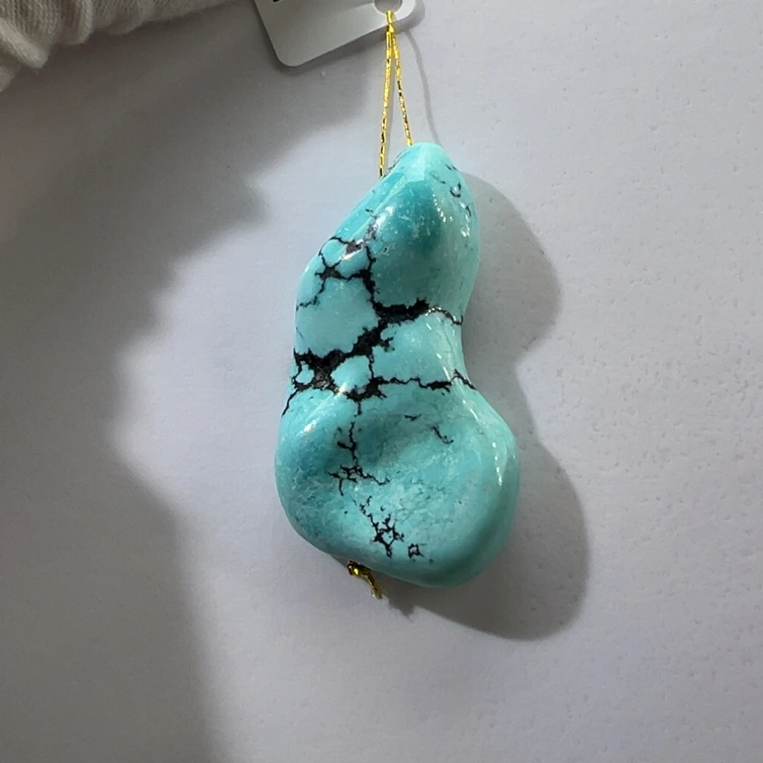 绿松石未镶嵌挂件