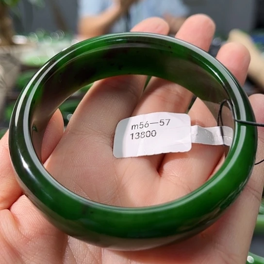 和田玉（碧玉）手镯未镶嵌