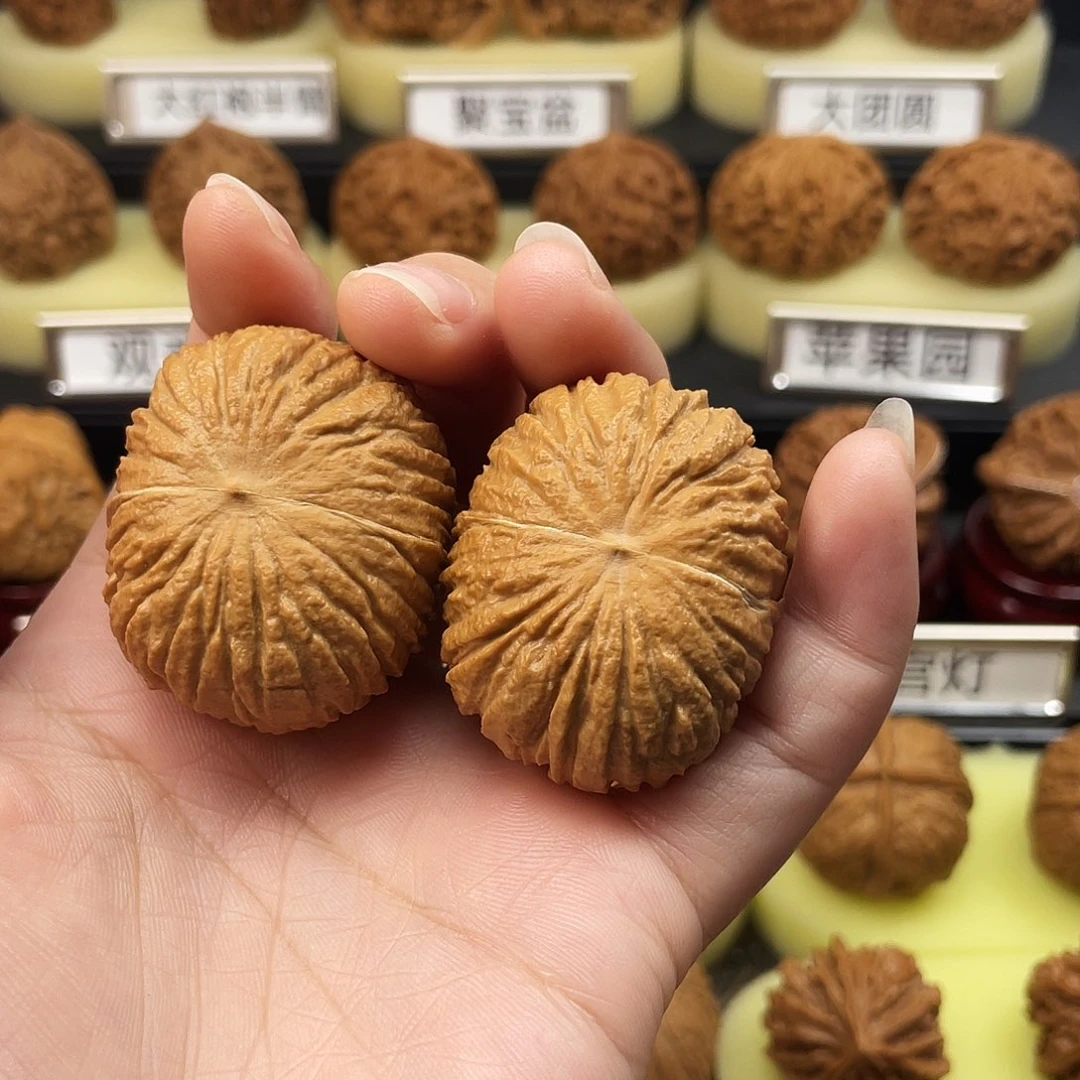 文玩核桃把件青**舅猴头元宝630