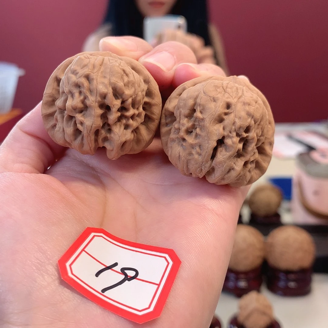 【闪购商品】文玩核桃吊坠达摩 36尺