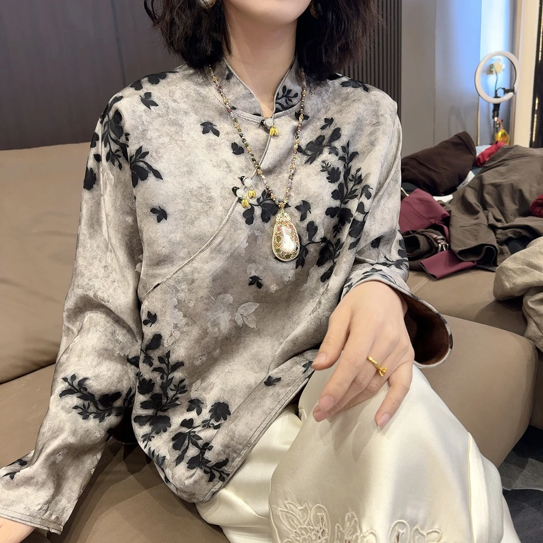 暗香新中式立领高级灰上衣