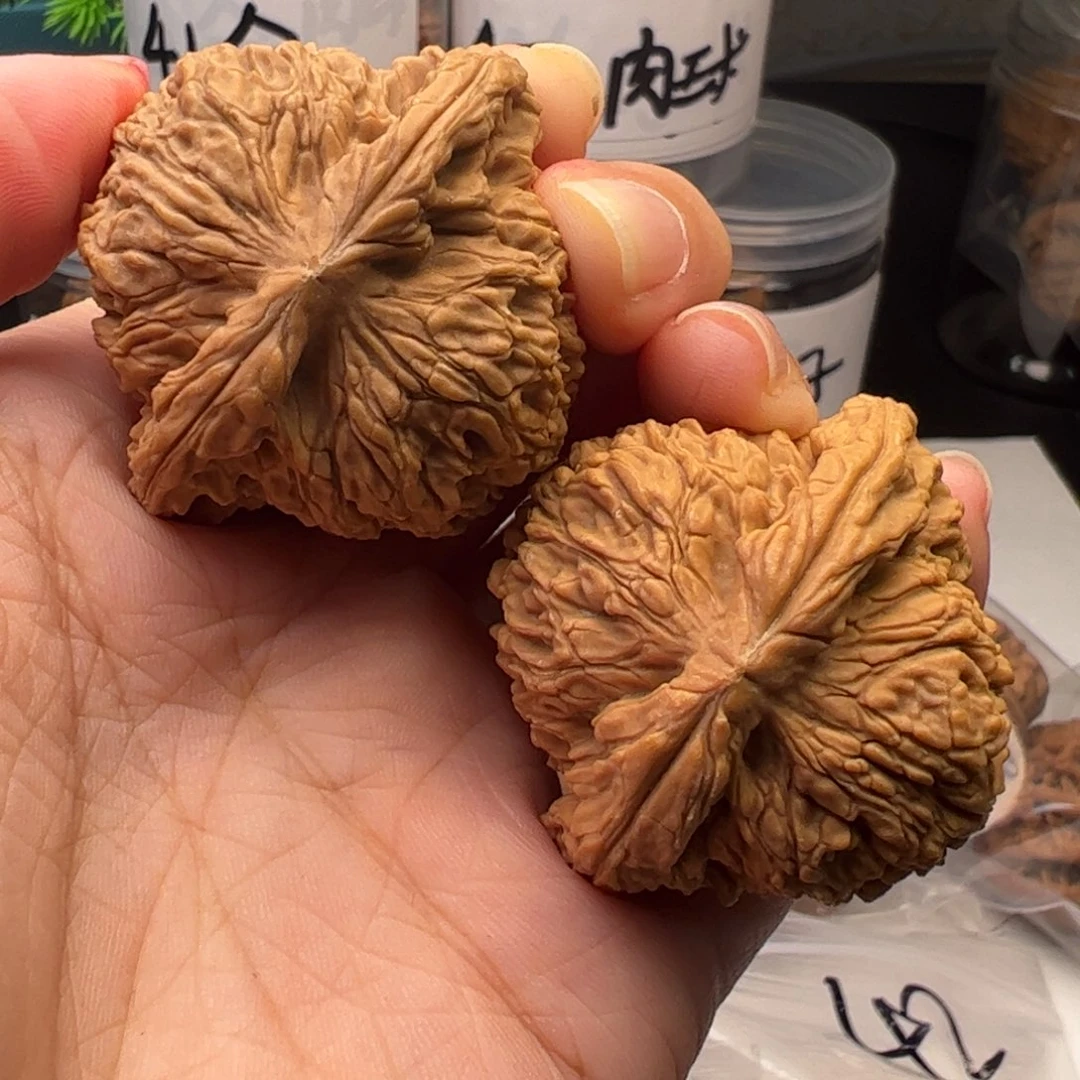 文玩核桃吊坠南疆40