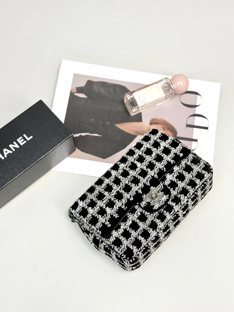 95新 Chanel/香奈儿 Chanel香奈儿/千鸟格/粉色亮片cf/斜挎单肩包