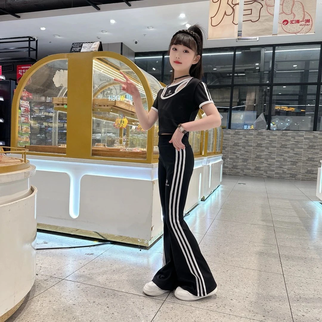 2025年夏季甜酷女童显瘦显腿长修身喇叭打底裤紧身瑜伽裤两件套潮