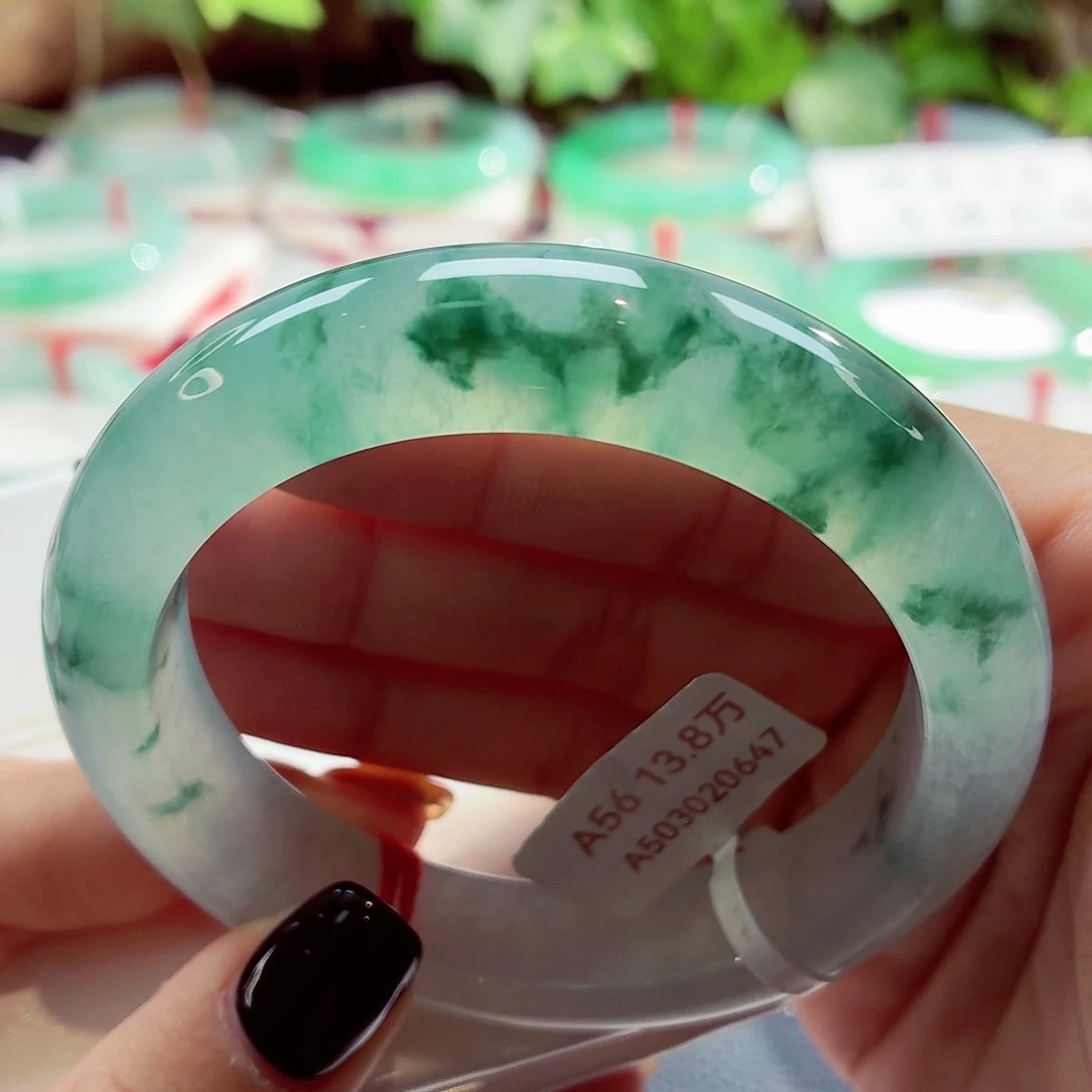 翡翠未镶嵌手镯冰胶湖水飘花68-45