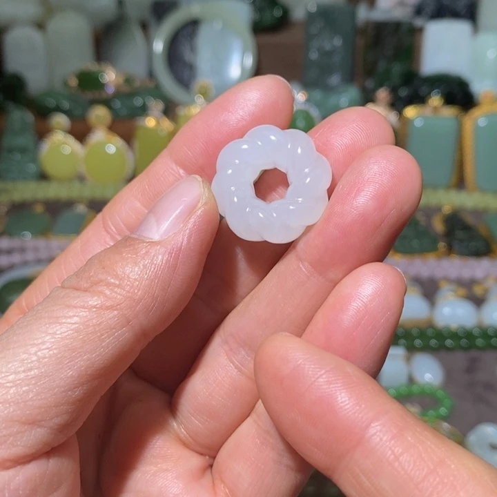 和田玉（白玉）未镶嵌颈饰