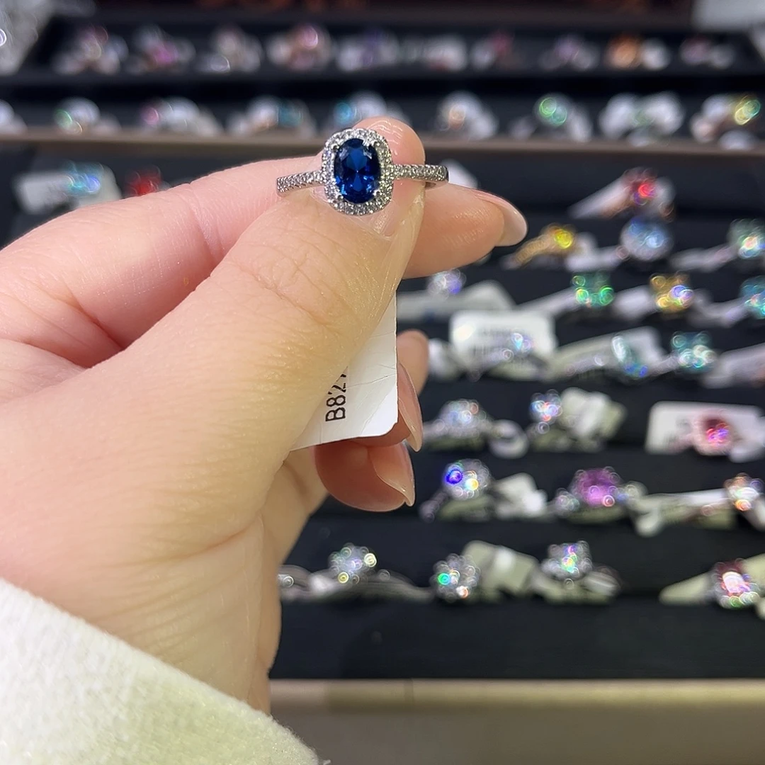 莫桑石非金属B K白微镶蓝鸽子蛋-17