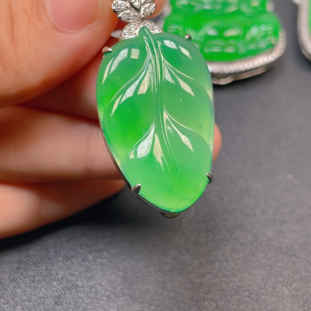 翡翠银S925镶嵌吊坠(不含链)