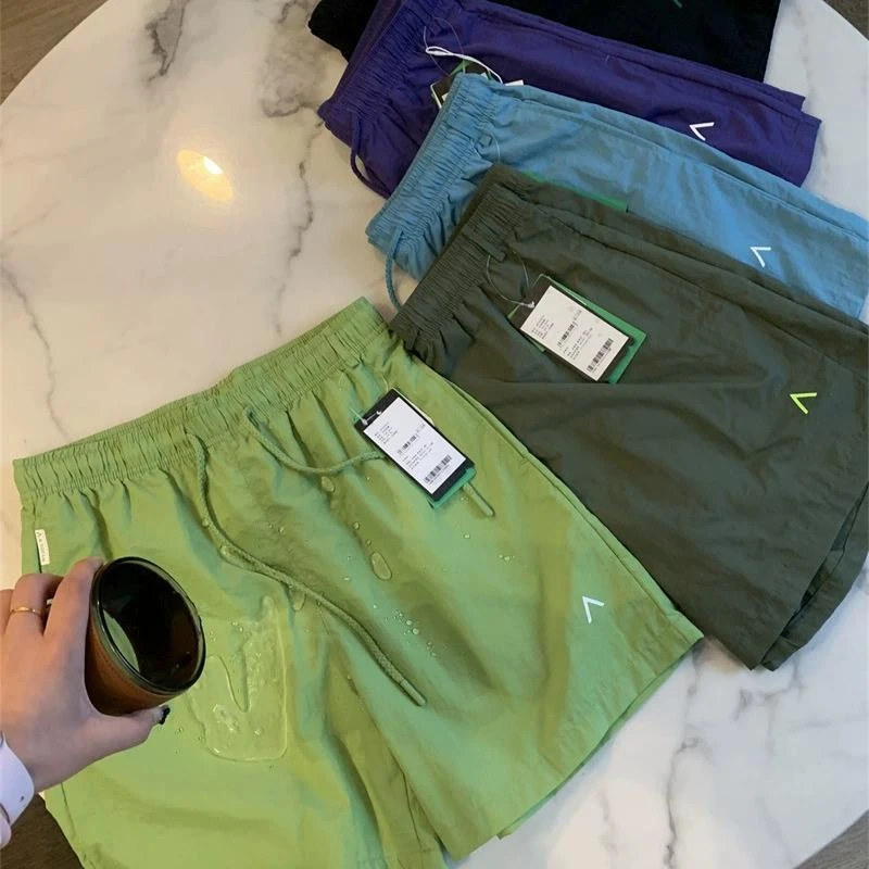 男女同款户外透气轻簿宽松休闲短裤