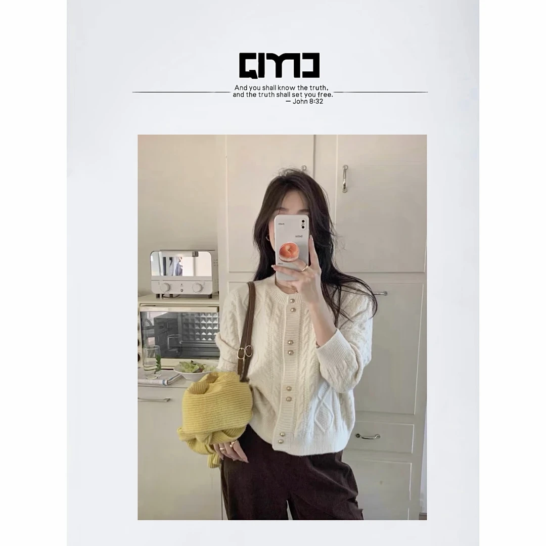 QIMO启茉（A106#x圆领菱形毛衣开衫）杏色