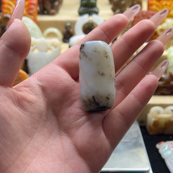 玛瑙/玉髓颈饰合金