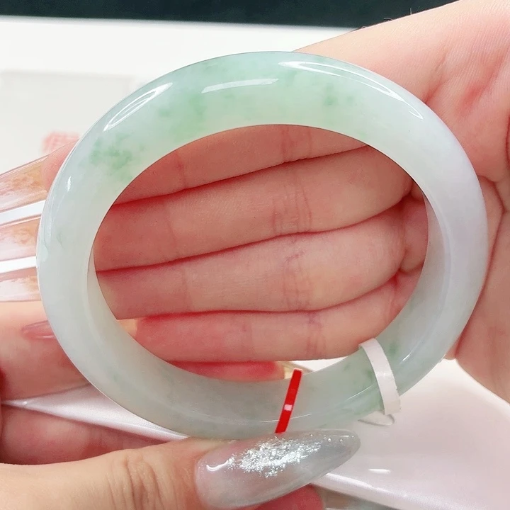 翡翠未镶嵌手镯正圈60x516