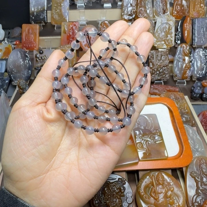 玛瑙/玉髓颈饰未镶嵌?****