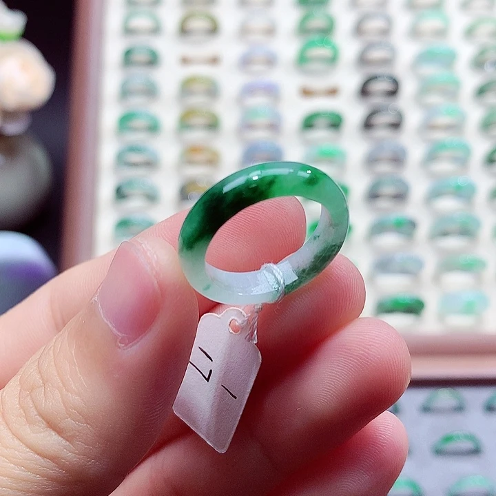 翡翠未镶嵌戒指17号