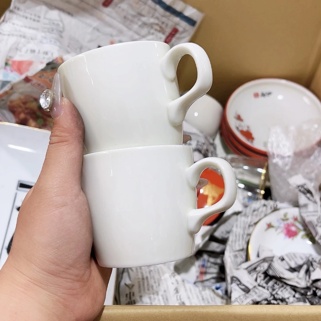 瓷片咚*锵好了你吃饭没呀