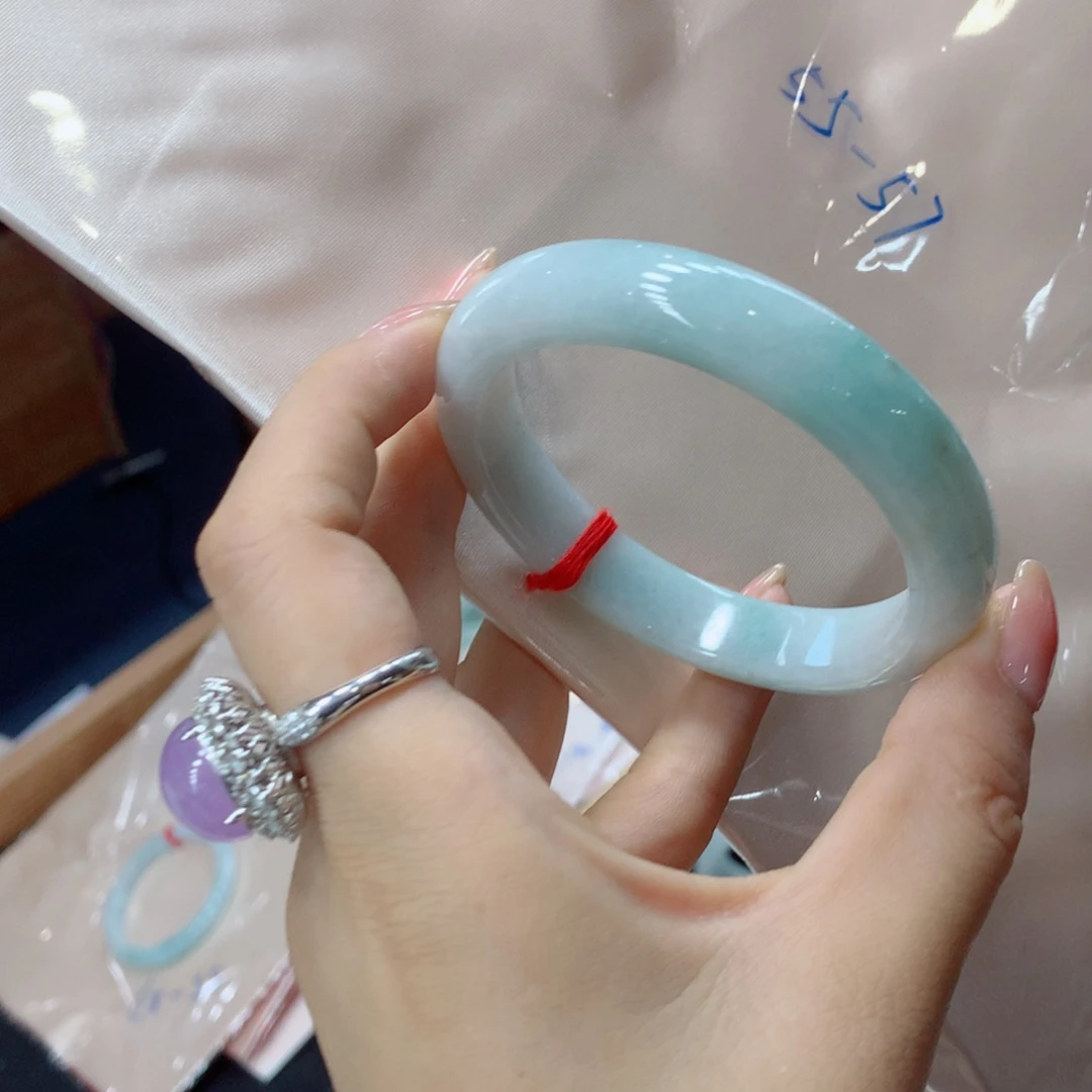未镶嵌手镯翡翠买断