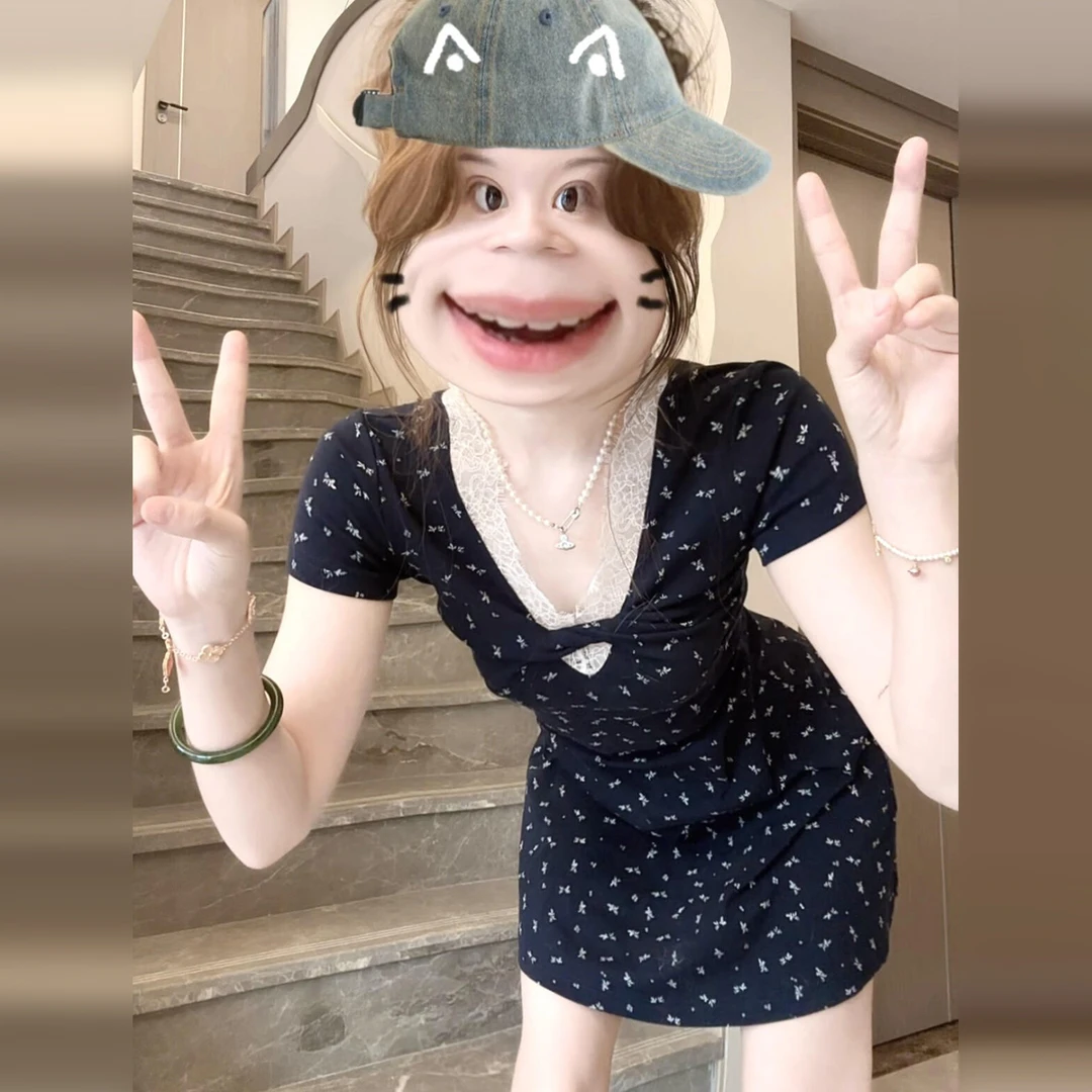 2025新款法式v领蕾丝边黑色碎花连衣裙子女夏季小个子掐腰a字短裙