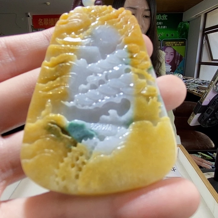 颈饰未镶嵌翡翠翡翠