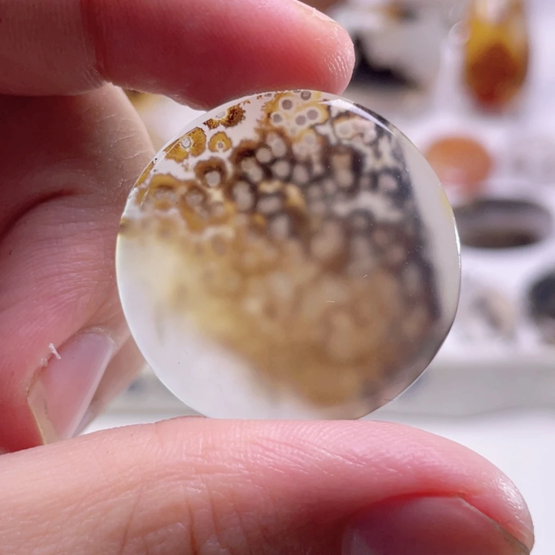 未镶嵌颈饰玛瑙/玉髓