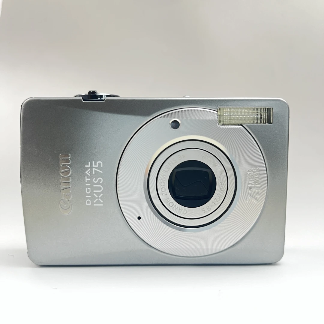 95新 Canon/佳能 ixus75银灰色710万像素三倍变焦数码相机
