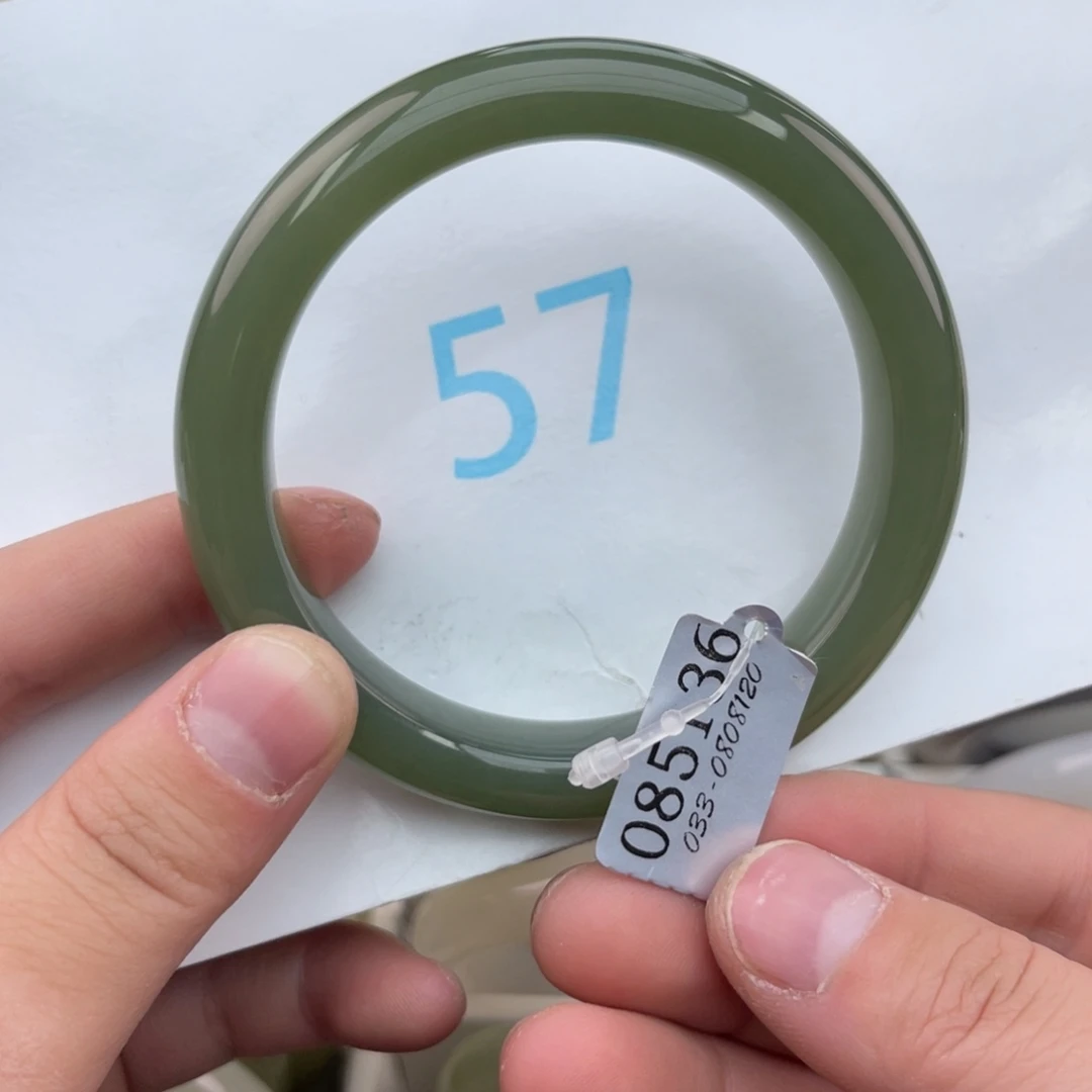 和田玉手镯未镶嵌清**7