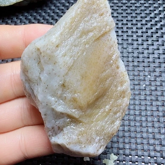和田玉（糖玉）未镶嵌珠宝半成品
