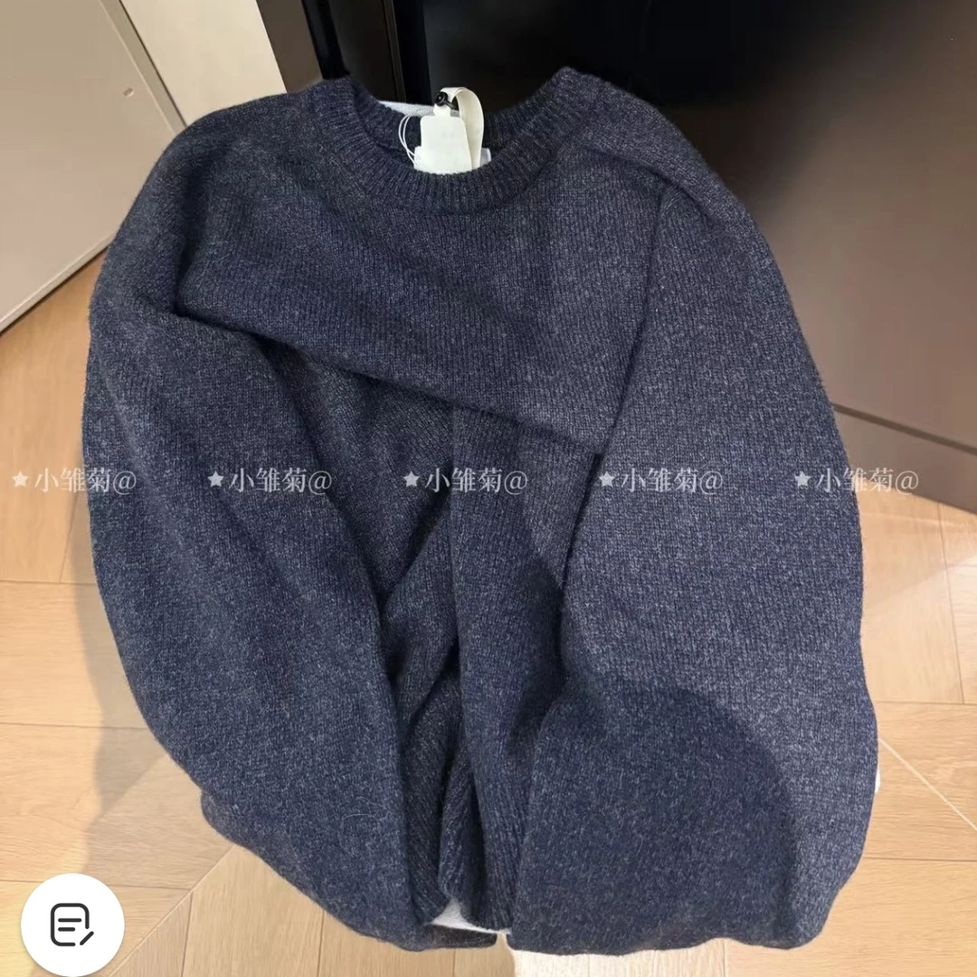 韩国正品 藏青圆领毛衣 联系店铺客服购买