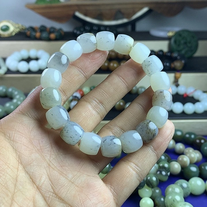 和田玉未镶嵌吊坠(不含链)