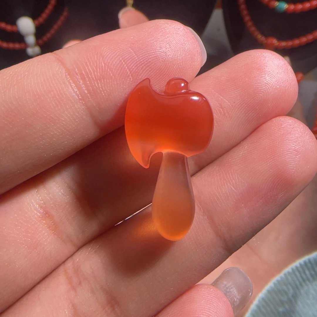 南红玛瑙占福24.3x13.8x6.5不退换未镶嵌