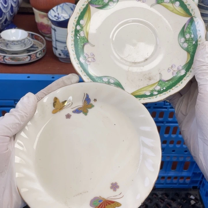 他家瓷器真美…开播了