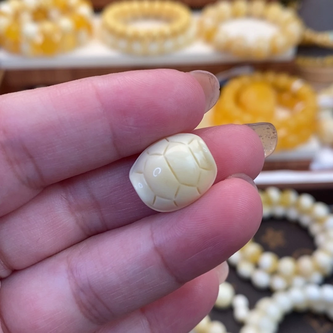 【闪购商品】裸石蜜蜡未镶嵌富甲