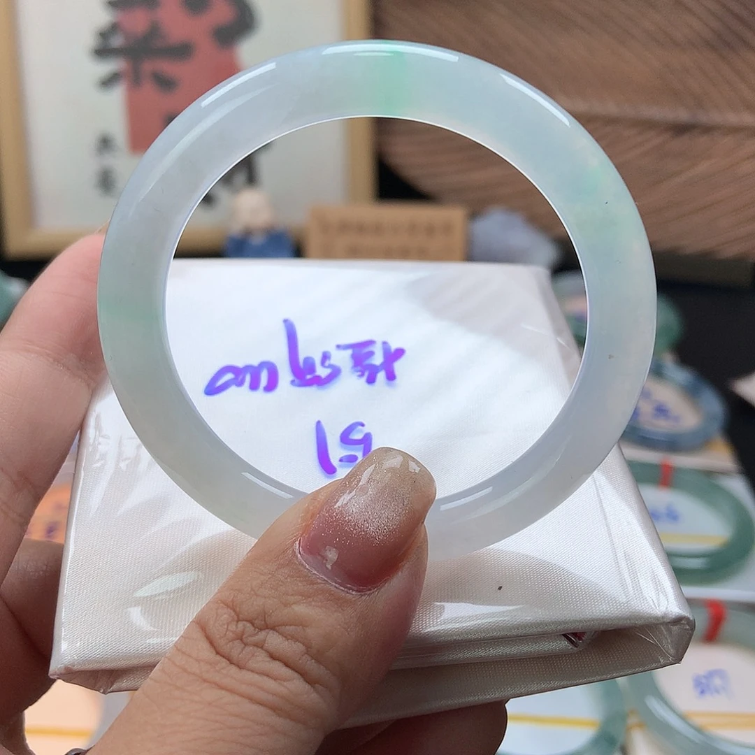 翡翠手镯未镶嵌3号