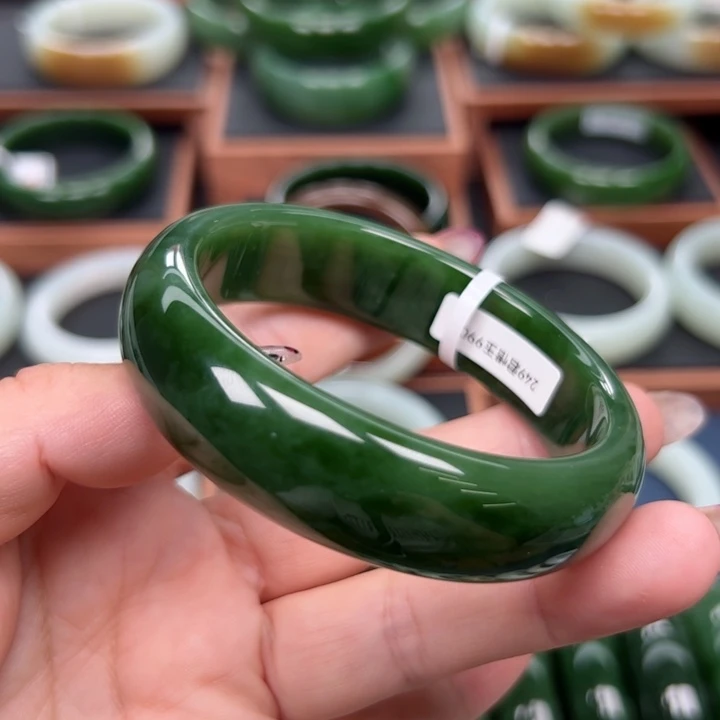 未镶嵌手镯和田玉（碧玉）5960圈口