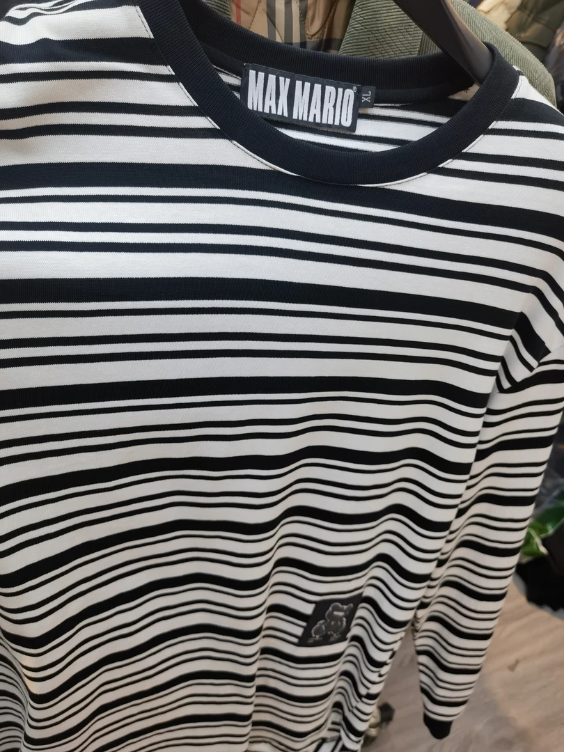 2025白色条纹卫衣长袖男装时尚