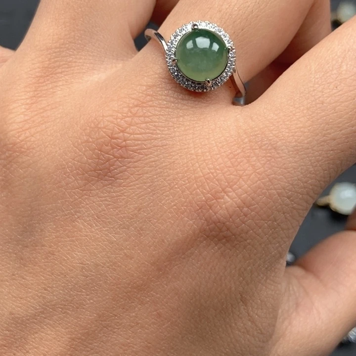 翡翠未镶嵌戒指戒指