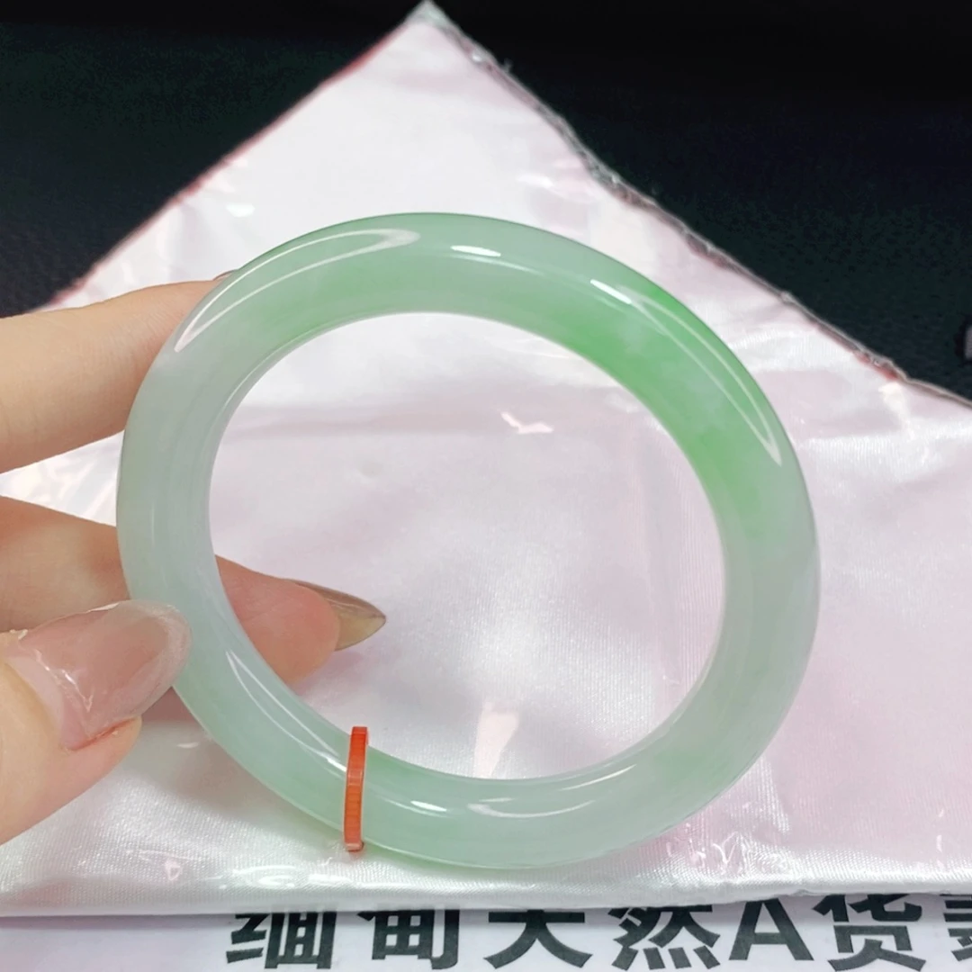 未镶嵌手镯翡翠54圆镯
