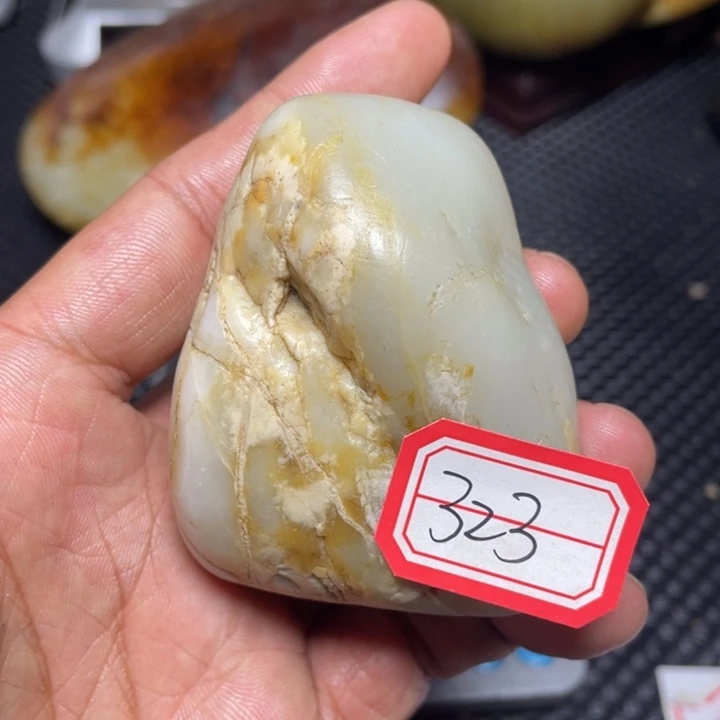 颈饰未镶嵌和田玉?****?323