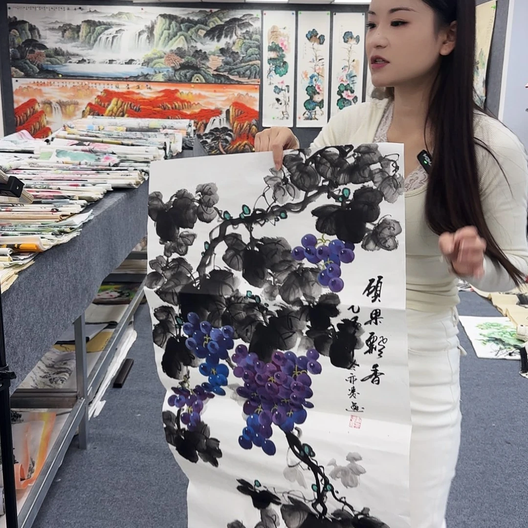 国画作品小姐姐放漏中