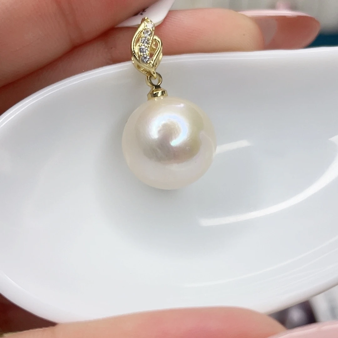 淡水珍珠未镶嵌吊坠(赠链)