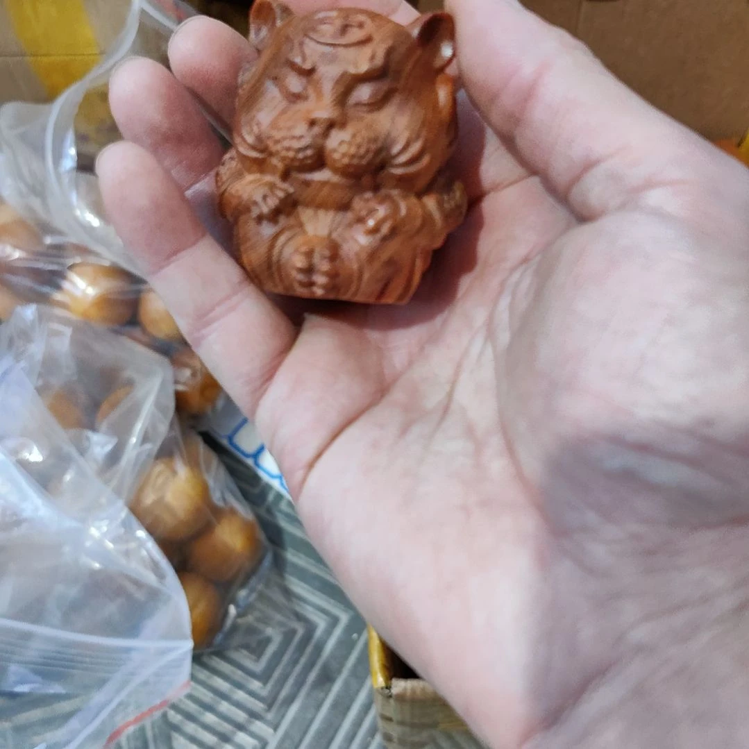 熬***苦太行崖柏手工艺品