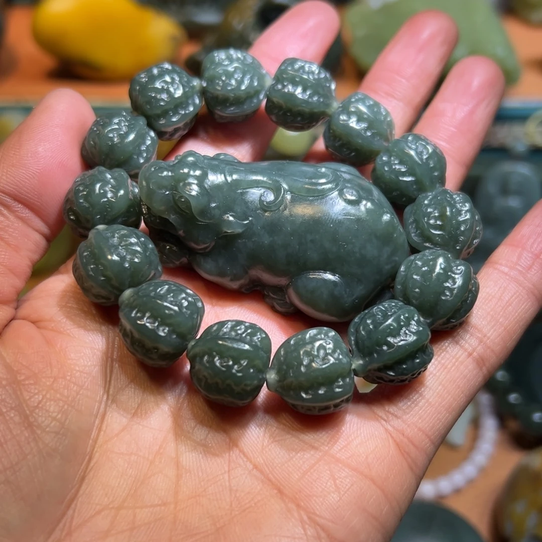 和田玉未镶嵌挂件