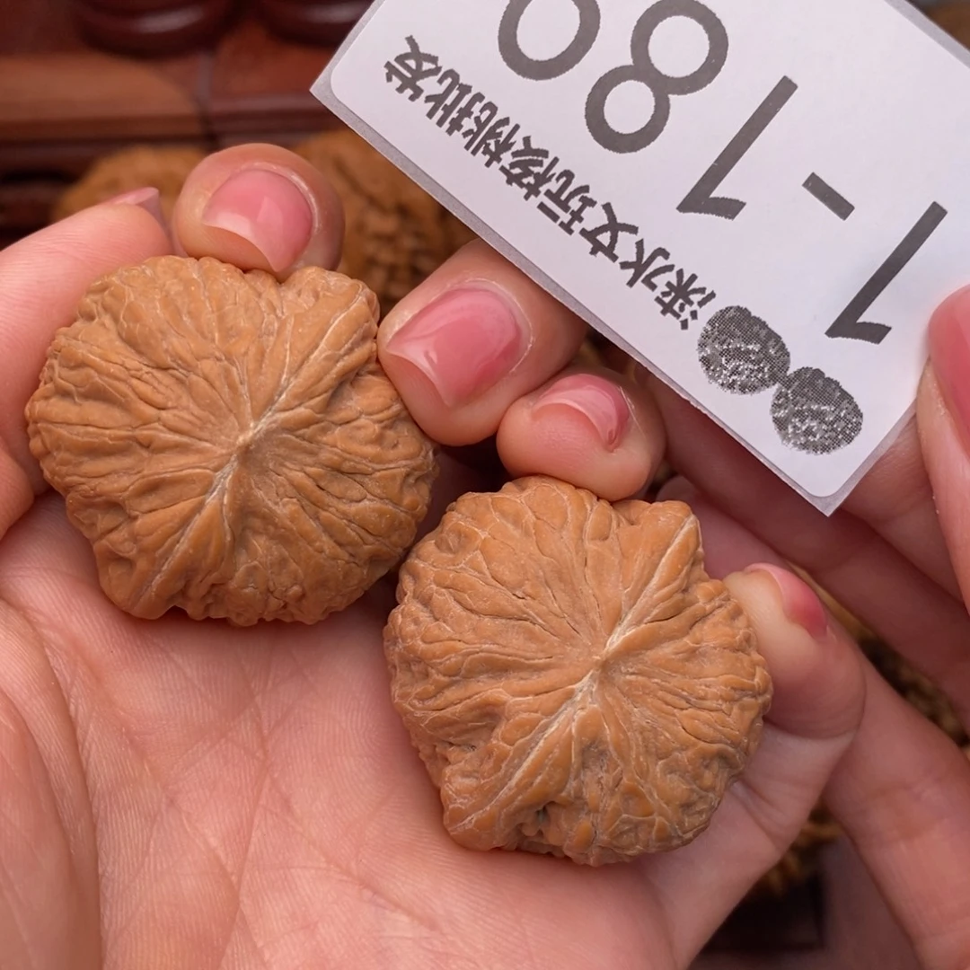 文玩核桃把件36铁锤妹妹