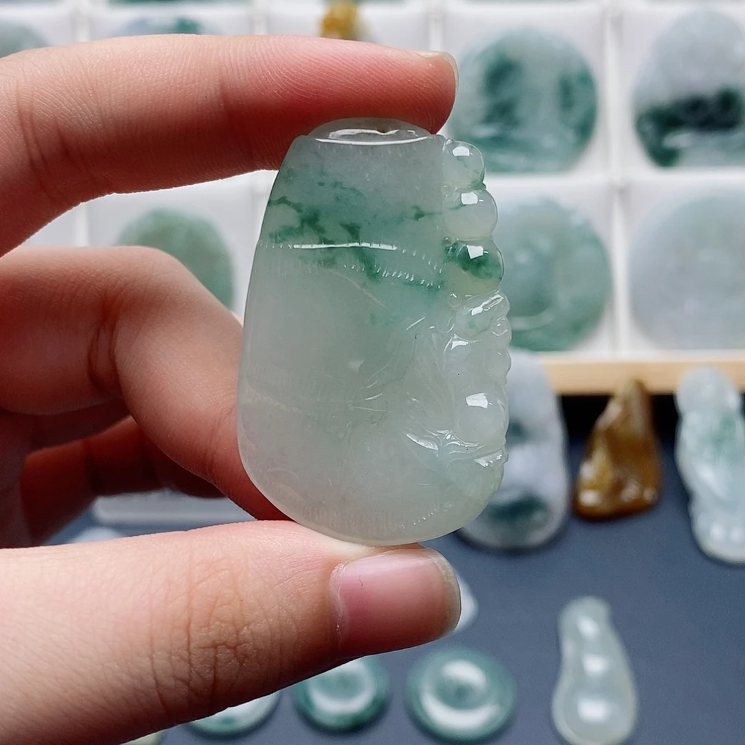 翡翠未镶嵌吊坠(不含链)竹子