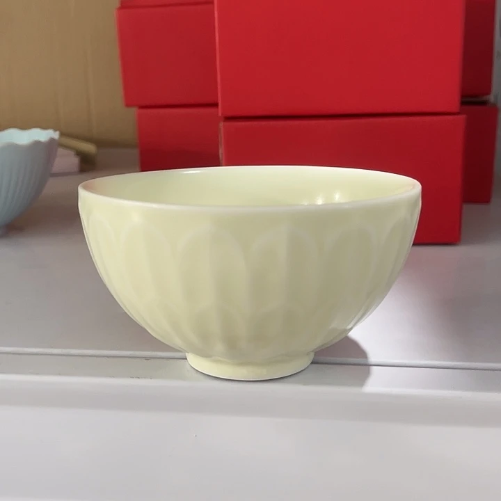 福利待遇多多哦哦哦