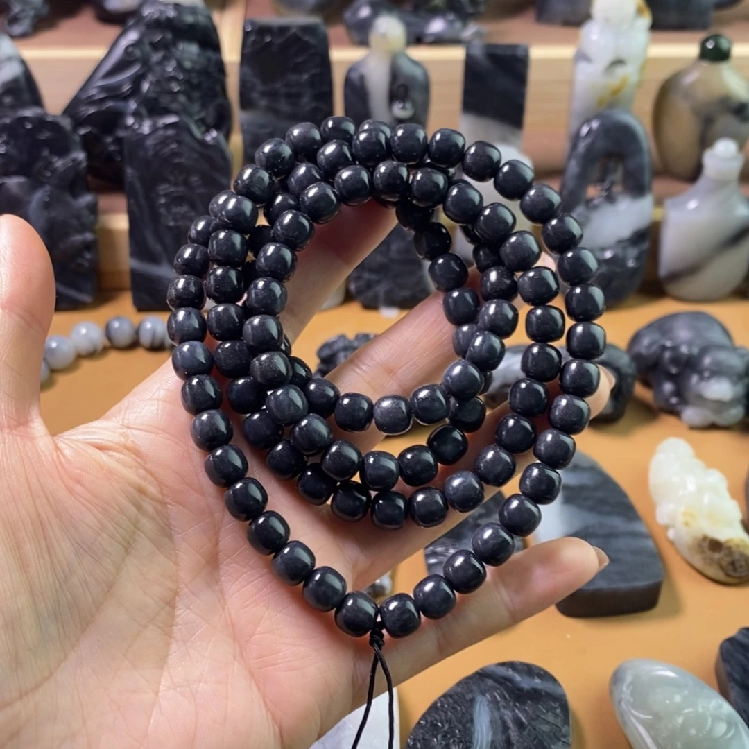 多****和田玉未镶嵌手链