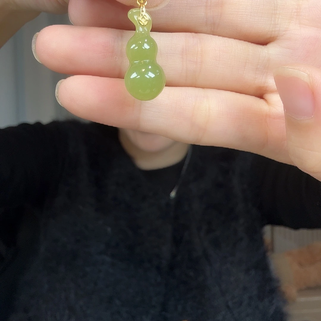 和田玉（糖玉）未镶嵌珠宝半成品和田玉