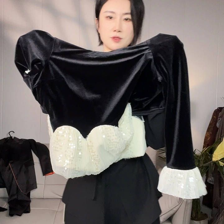 M 码上衣去拍去拍