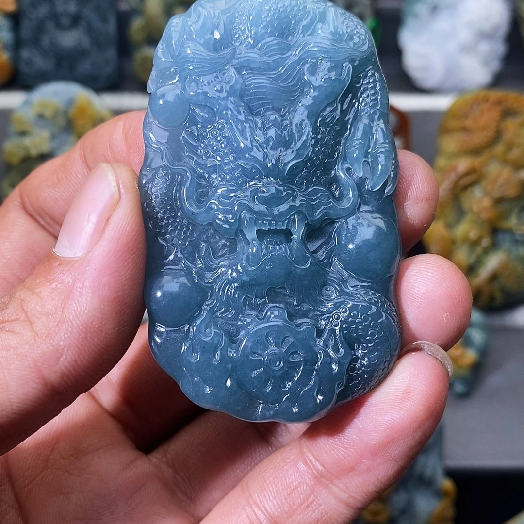 未镶嵌定制翡翠龙牌